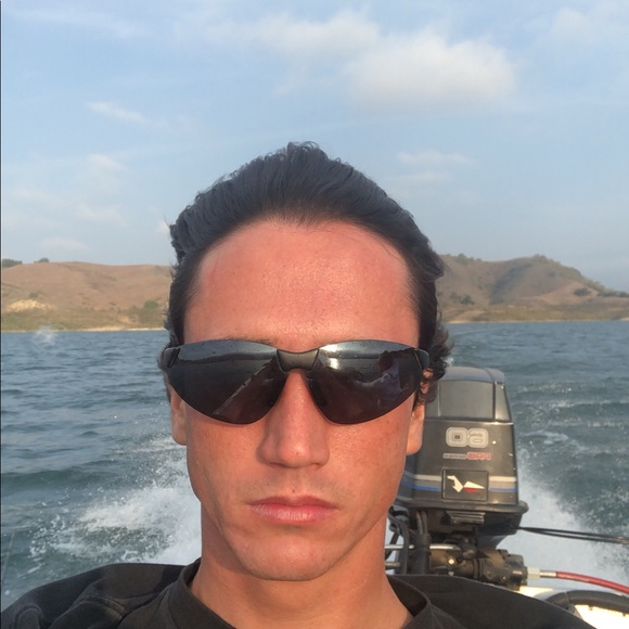 Meet your Posher, Scott - Picture 1 of 1